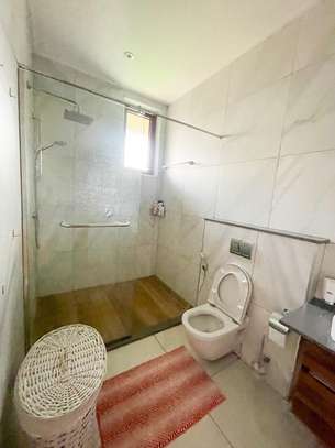 Serviced 2 Bed Apartment with En Suite in Spring Valley image 11