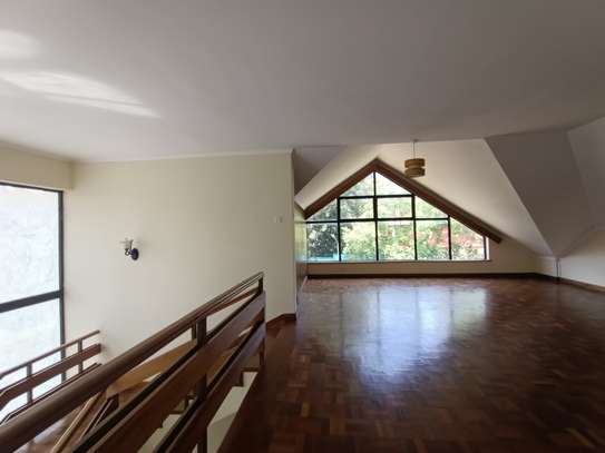 5 Bed Villa with En Suite in Lavington image 9