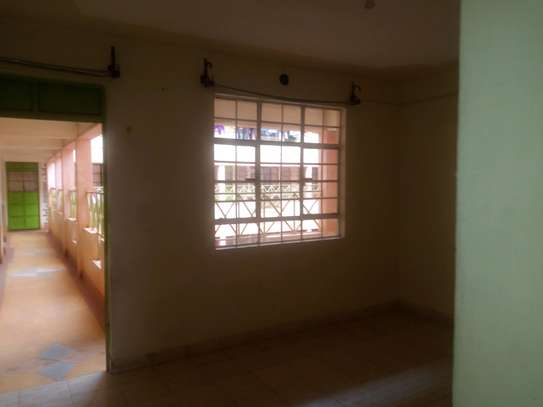 AVAILABLE TWO BEDROOM MASTER ENSUITE FOR 19K image 4