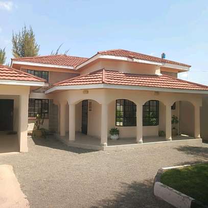 4-bedroom modern bungalow image 1