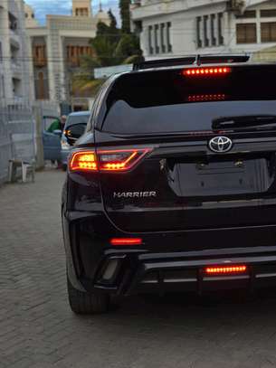 Toyota Harrier black GR 2017 image 12