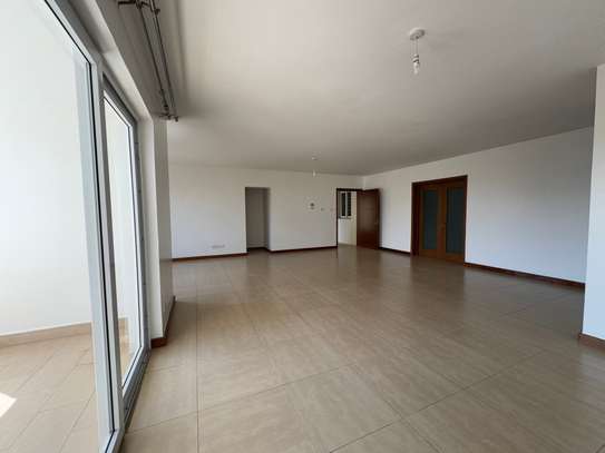 Serviced 2 Bed Apartment with En Suite in Kilimani image 4