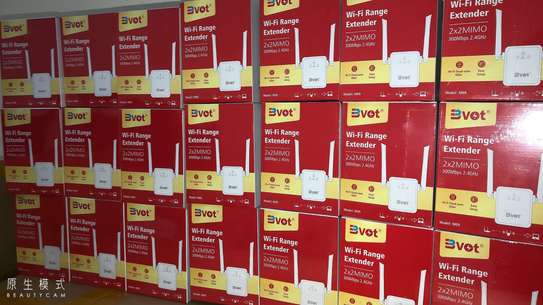 BVot Range Extender/WiFi Rpeater 300mbps image 1