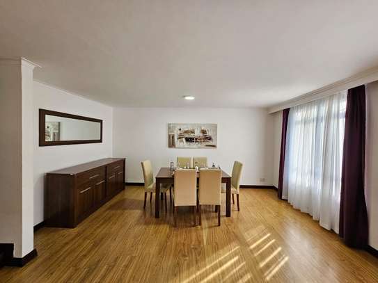 Furnished 3 Bed Apartment with En Suite in Riverside image 5