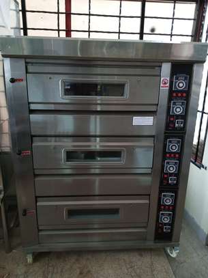 Three Deck Gas baking Oven image 1