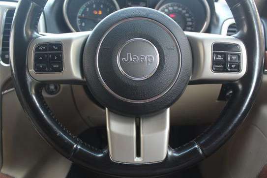 Jeep Cherokee Diesel 2011 100,000 Kms image 8