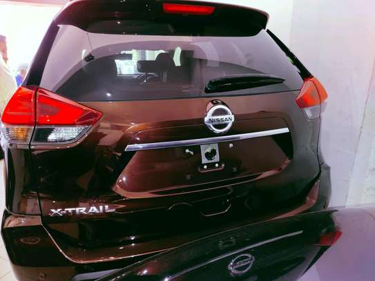 Nissan X-trail 2018 Chocolate 4wd image 13