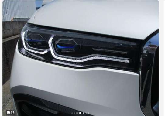 BMW X7 2021 image 5