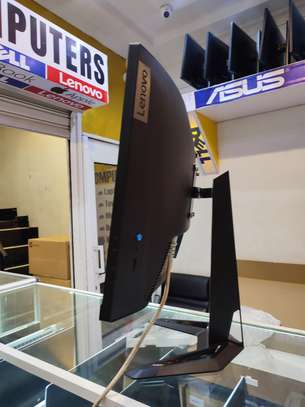 Lenovo G32qc -30 32-inch QHD (1440p) Curved Monitor image 3
