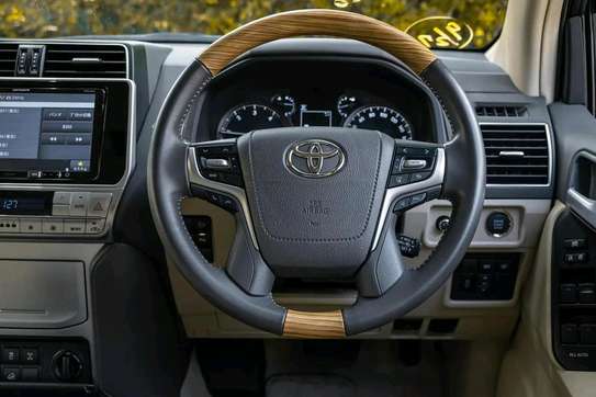 2019 Toyota land cruiser Prado TX diesel black image 6