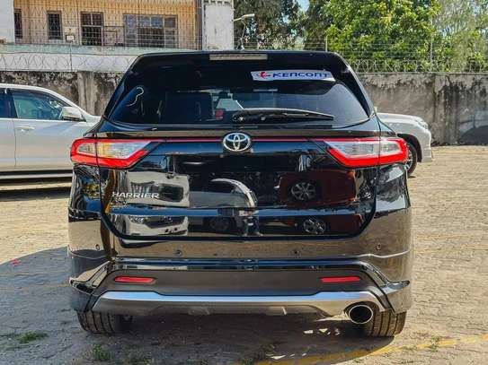 Toyota Harrier Premium 2018 Sport Sunroof image 11