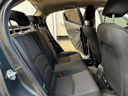 MAZDA DEMIO image 8