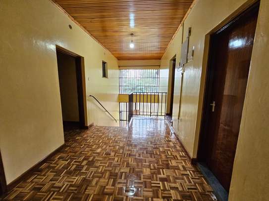 5 Bed House with En Suite at Muthaiga image 12