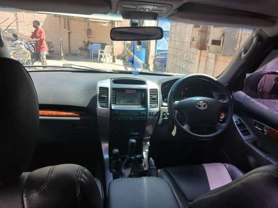Toyota prado Diesel image 7