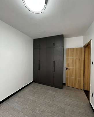 2 Bed Apartment with En Suite in Kilimani image 8