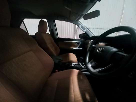 TOYOTA FORTUNER NEW IMPORT. image 5