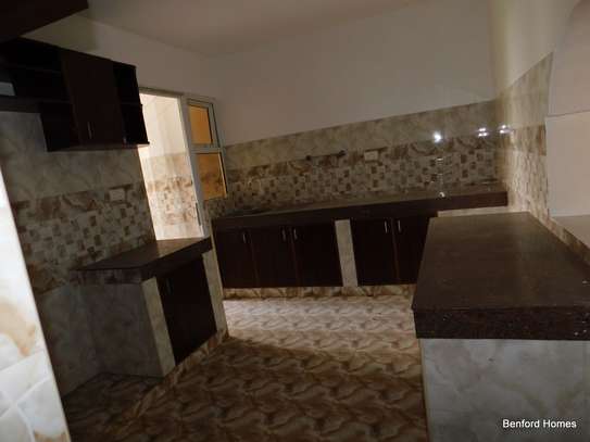 3 Bed Apartment with Balcony in Mombasa CBD image 2