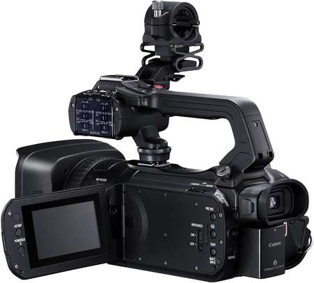 Canon XA50 image 1