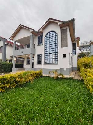 4 Bed Townhouse with En Suite in Ruiru image 11