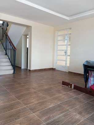 3 Bed Apartment with En Suite at Thika Road image 1