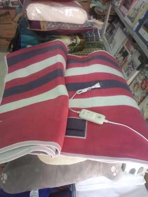 Electric Heated Blankets 120 by 150cm. image 3