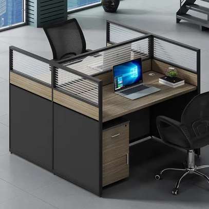 Workstation: Two Way Office Workstation, Practical Layout image 3