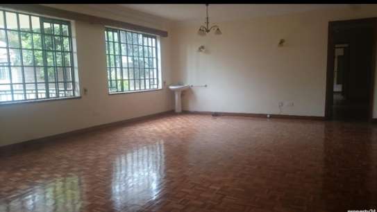 4 Bed Apartment with En Suite at Kilimani image 8