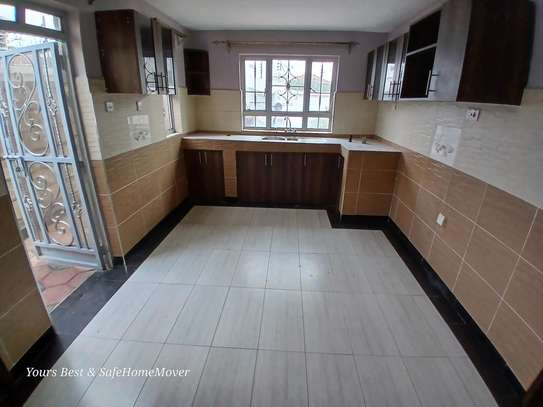 Syokimau 4 Bedroom Maisonette  All Ensuite image 6