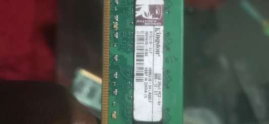 2gb RAM DDR2 (PC2) image 1