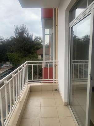 3 bedroom apartment master Ensuite available in kilimani image 13