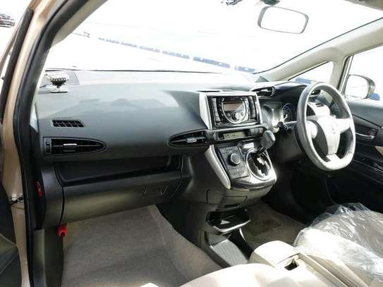 GOLD TOYOTA WISH (MKOPO/HIRE PURCHASE ACCEPTED) image 6