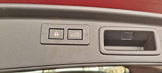 Subaru Forester SK9 2018 Redwine image 11