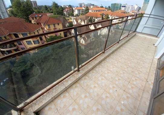 1 Bdr Apartment in Kileleshwa for rent image 2