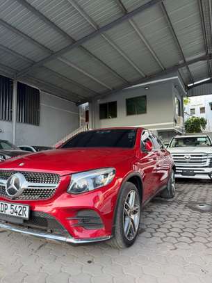 Mercedes GLC 250 2018 Red  coupe Luxury Performance image 2