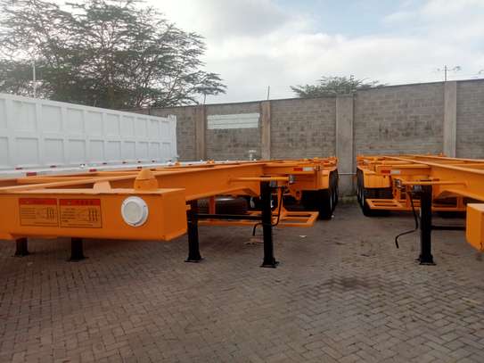Flatbed Trailers Skeletal Trailers Tipping Trailers image 2