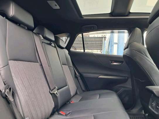 Toyota Harrier Hybrid 2020 White SUV 5-Seater image 10