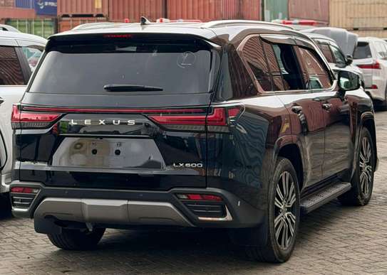 LEXUS LX 600,2021,( WE ACCEPT HIRE PURCHASE &BANK FINANCE) image 5