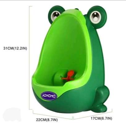 Frog Boys Urinal with Spinning Target Potty Trainer image 2