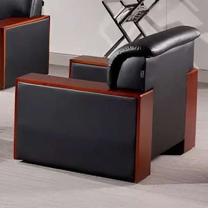 Modern 5-Seater Office Sofa Set image 6