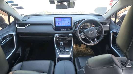 TOYOTA RAV4 2019 NEW SHAPE image 3