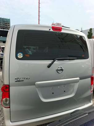 Nissan Nv200 silver Gl image 10
