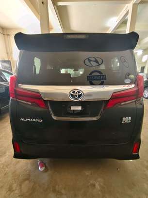 TOYOTA ALPHARD,2019,HYBRID, 4WD,WE DO H.P,,,DEPOSIT 2.2M image 4