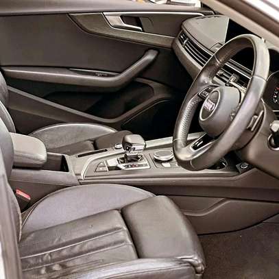 Audi A5 quattro White Sport 2018 image 6