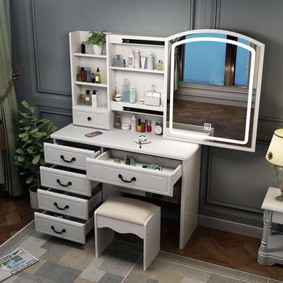 Bedroom Mirror: Vanity Bedroom Dressing Mirror In Rongo image 4