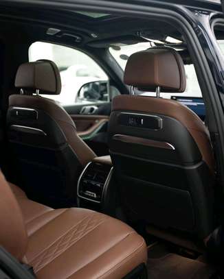 2023 BMW X7 XDRIVE M60I M SPORT image 5