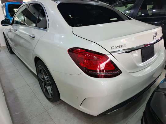 Mercedes Benz C200 2019 image 5