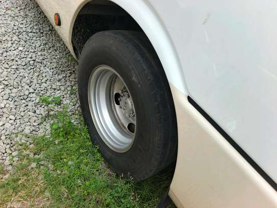 Mitsubishi Rosa automatic diesel image 5