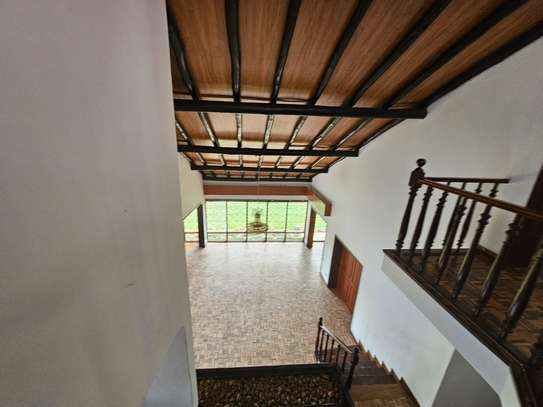 5 Bed House with En Suite in Spring Valley image 15