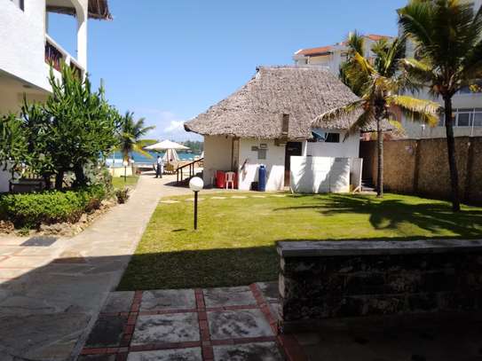 6 Bed Villa with En Suite at Nyali image 14