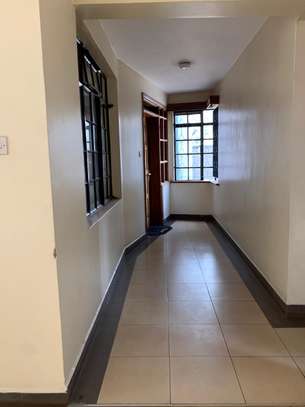3 bedroom apartment all ensuite with Dsq available image 7